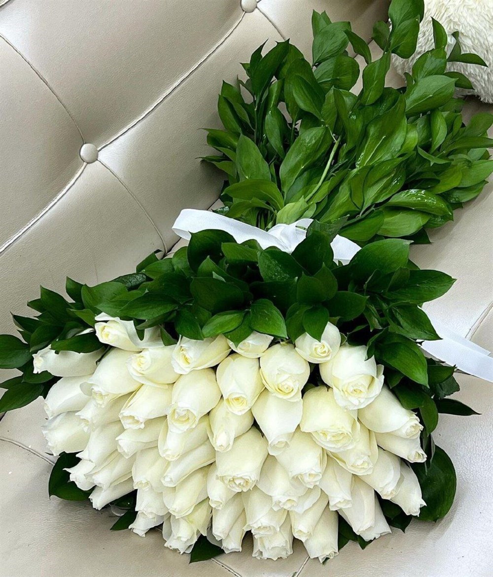 35 белых роз  Эквадор - фото 5044