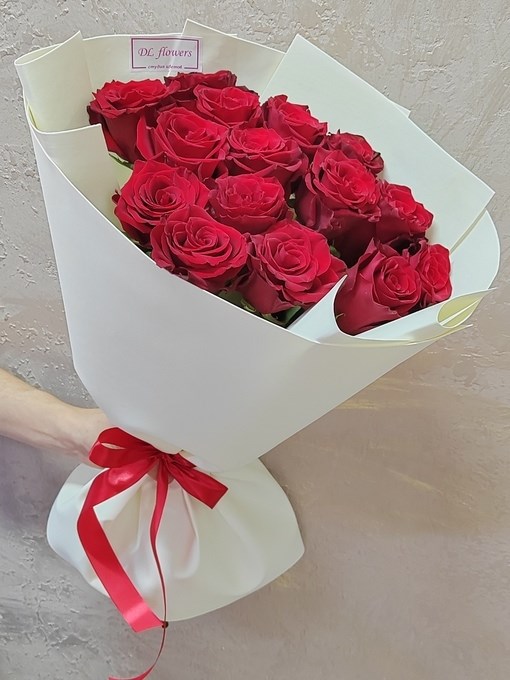 15  красных роз Эквадор 80 см - фото 5938