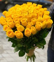 9 жёлтых  роз