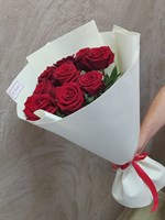 9 красных роз Эквадор №2140