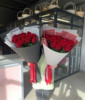 11 красных  роз Эквадор - копия